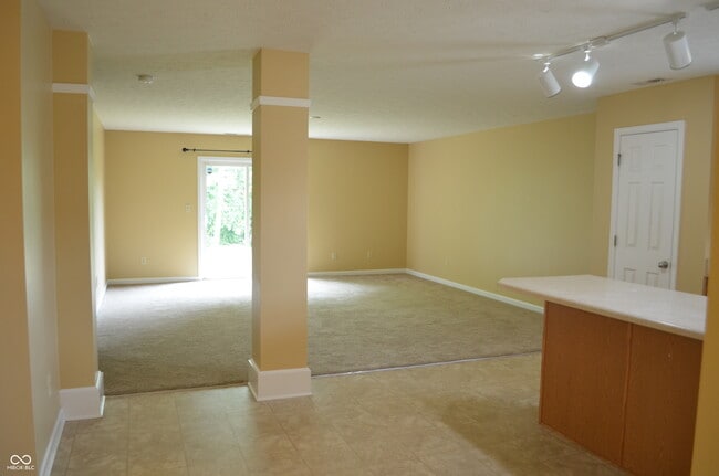Building Photo - 5708 Outer Bank Rd