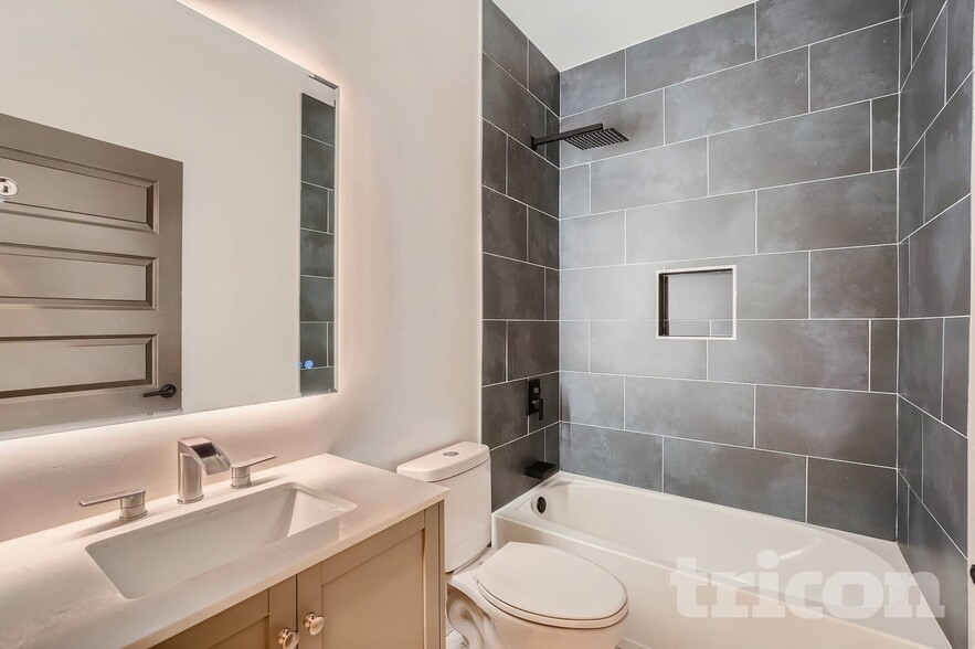 Building Photo - 2841 Clifton Church Rd SE