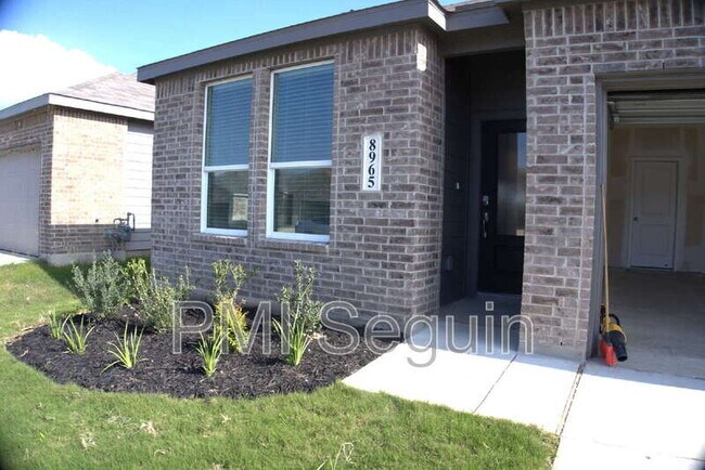 Building Photo - 8965 Gila Rdg