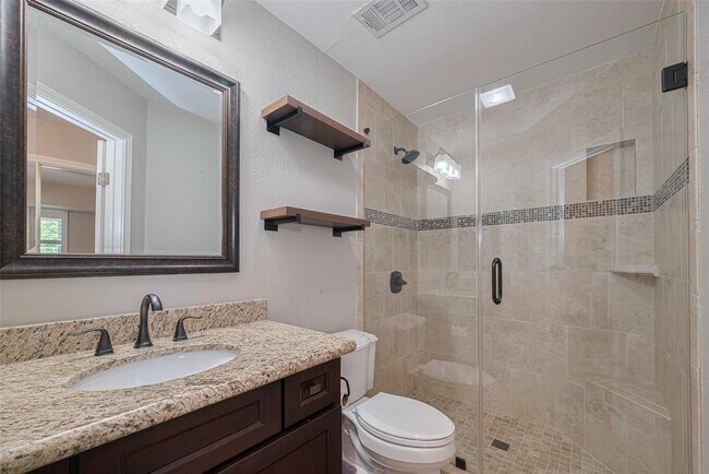 Building Photo - 15803 Locust Grove Dr