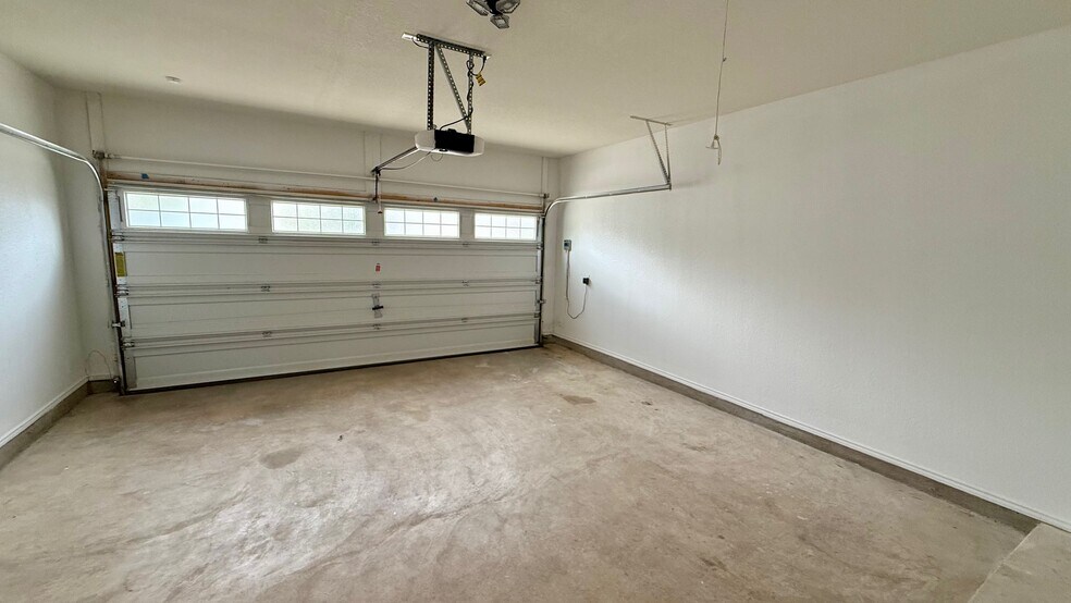 Building Photo - 260 Sage Derby Dr