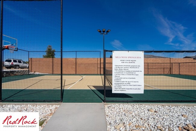 Building Photo - 3 Bedroom Townhome in Buena Vista Community