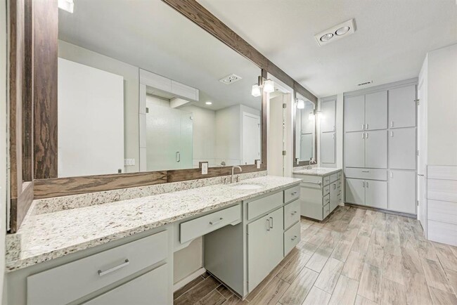 Building Photo - 146 Double Eagle Dr