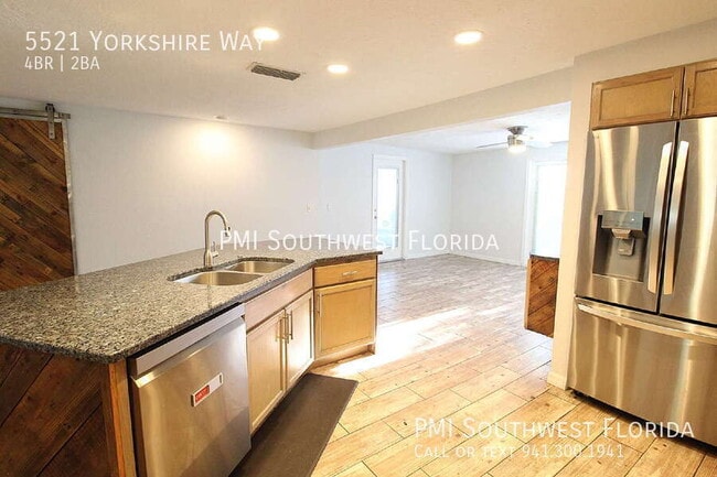 Building Photo - 5521 Yorkshire Way