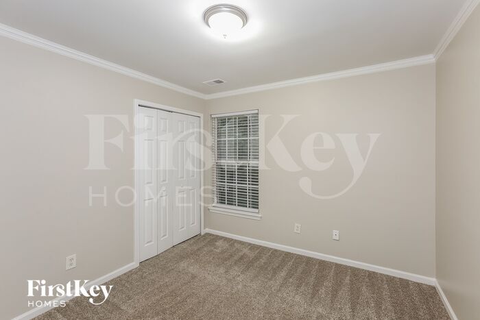 Building Photo - 4343 Crestline Ln