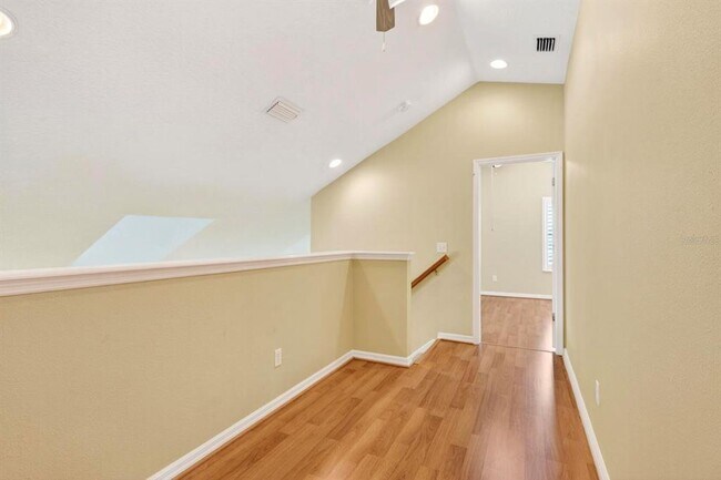 Building Photo - 10801 Spring Mountain Pl