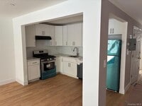 Building Photo - 5104 Post Rd