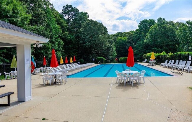 Building Photo - LONGHILL STATION
