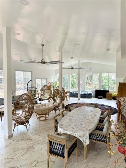 Building Photo - 1795 San Andra Dr