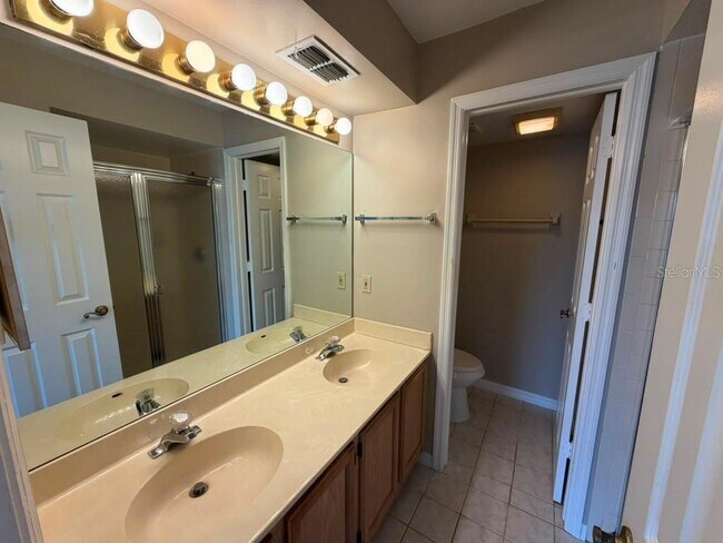 Building Photo - 4807 Normandy Pl