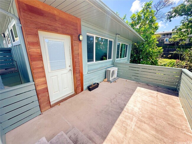 Building Photo - 2578 Pacific Heights Rd