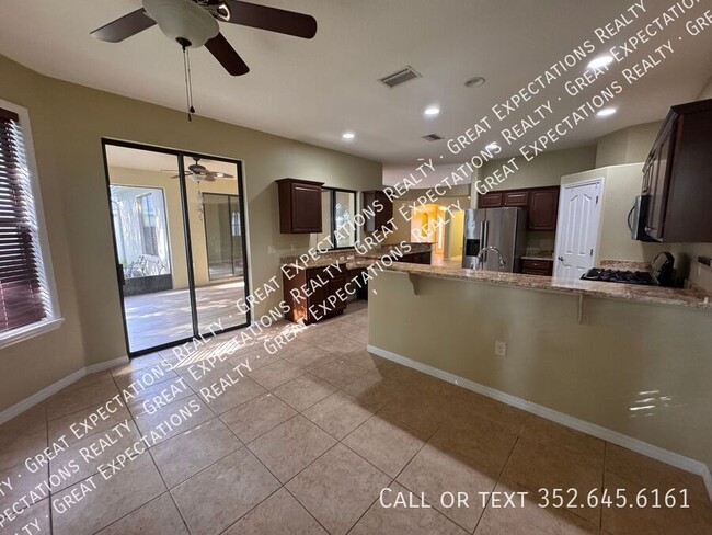 Building Photo - 16282 SW 15th Ct