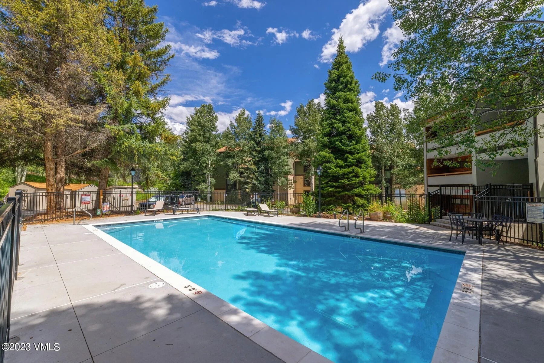 Building Photo - 1040 Vail View Dr