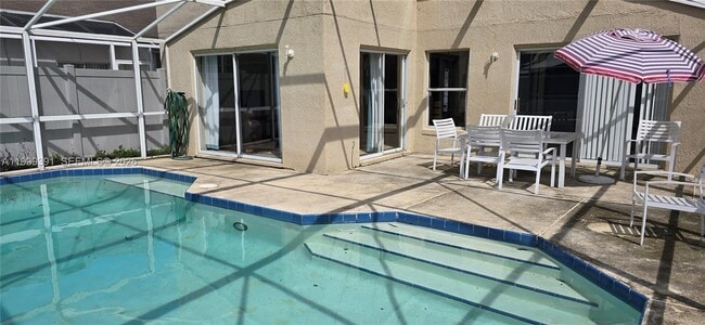 Building Photo - 3234 Brewster Dr