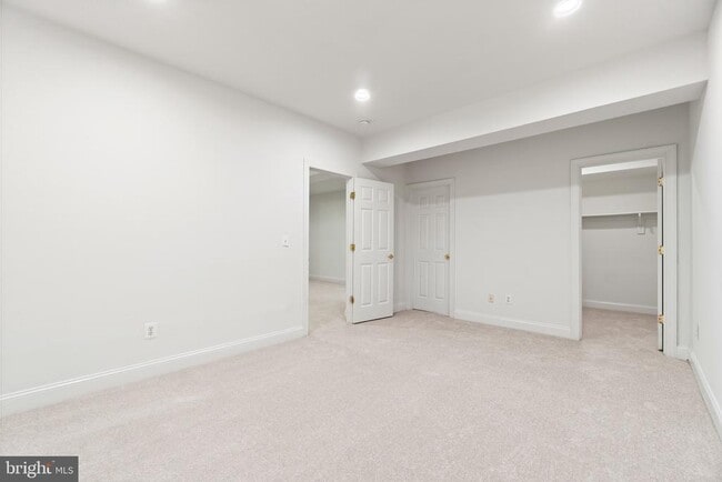 Building Photo - 13049 Taverner Loop