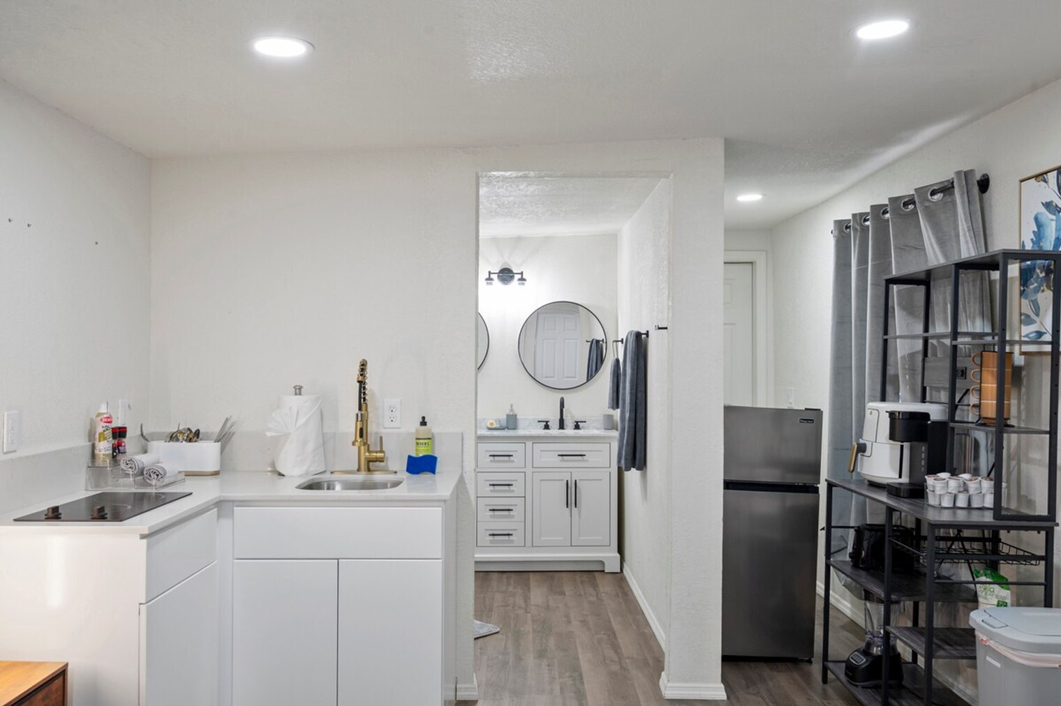 Building Photo - 4005 W Lincoln St