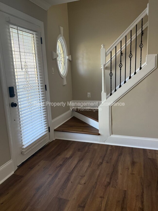 Building Photo - 4261 Dalcross Rd