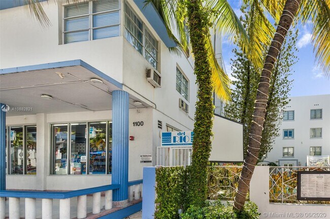 Building Photo - 1100 Collins Ave