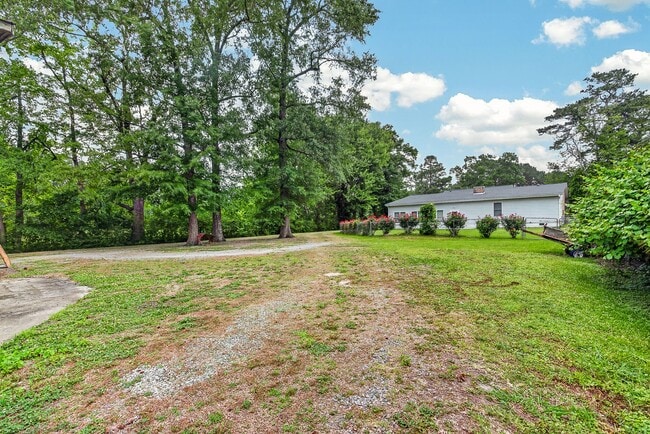 Building Photo - 1313 Pony Farm Rd
