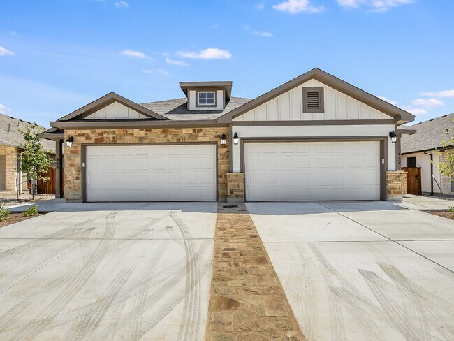 Building Photo - 412 Parkline Dr