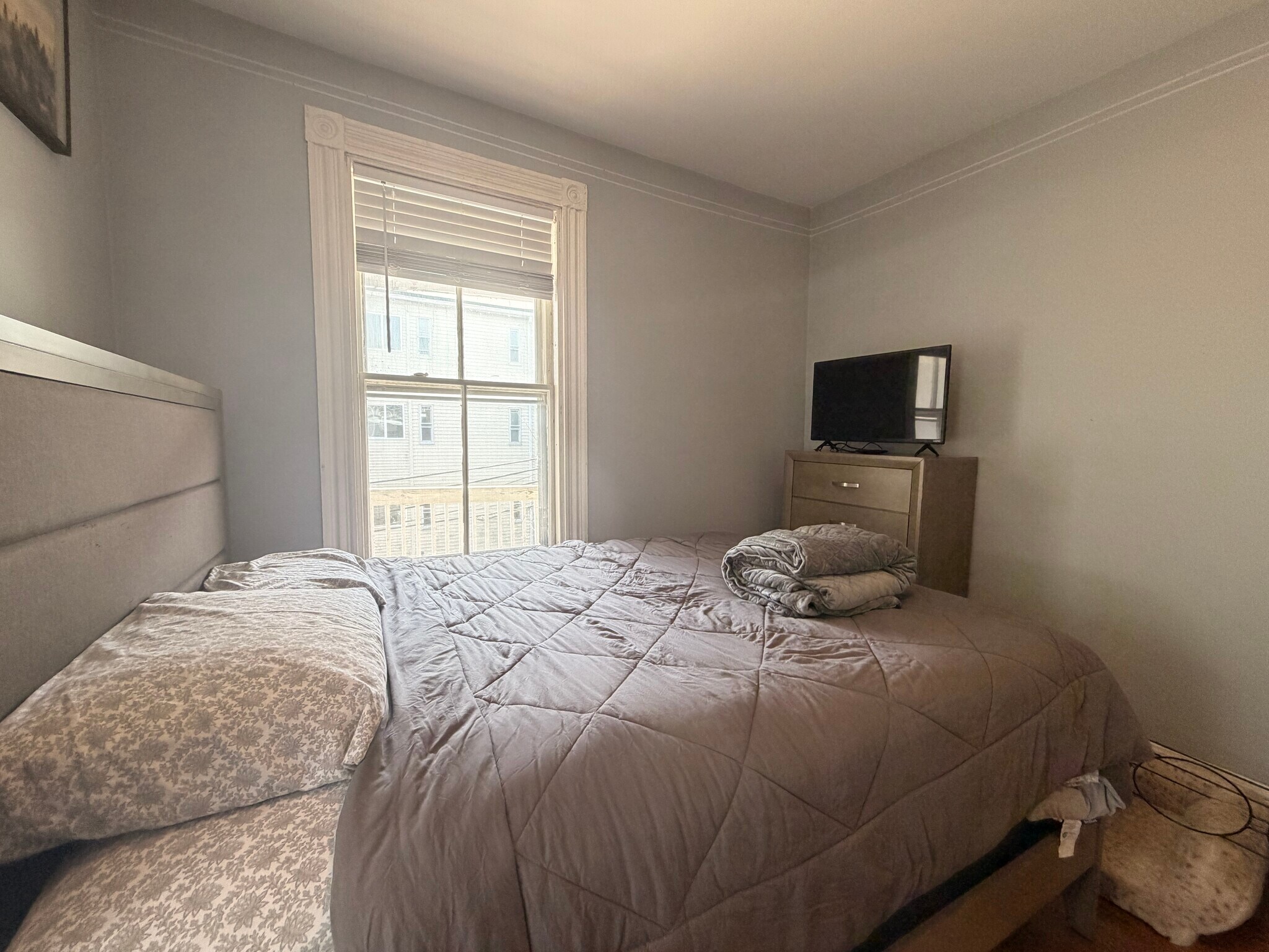 Building Photo - 18 Washburn St