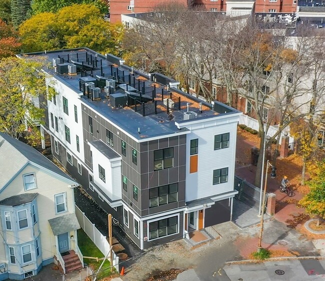 Building Photo - 1 Cedar St