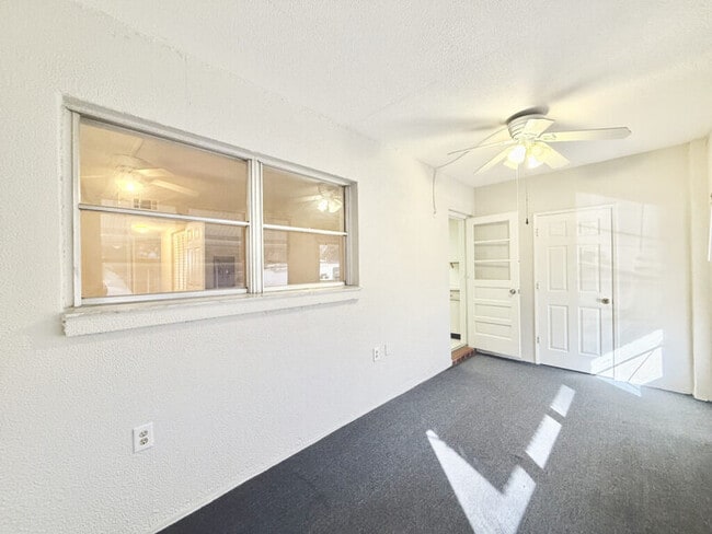 Building Photo - 911 Washington Ave SW