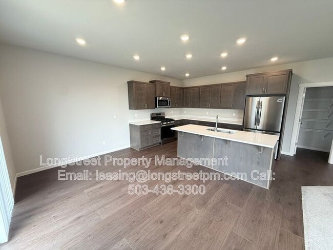 Building Photo - 5954 Henshaw St SE