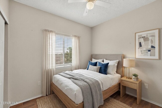 Building Photo - 14224 Desert Ash Dr