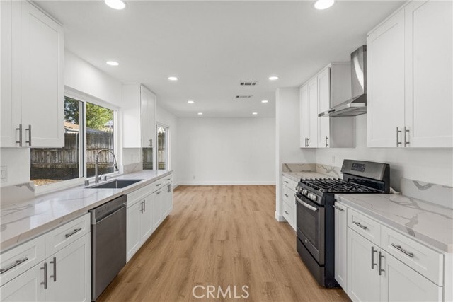 Building Photo - 22042 Tanager St