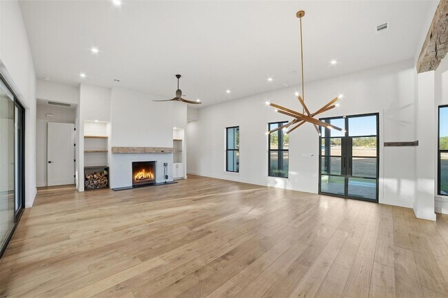 Building Photo - 23937 Oscar Rd