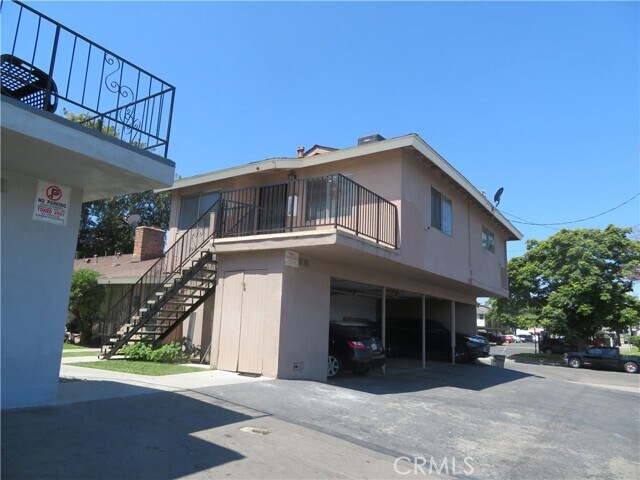 Primary Photo - 1151 W 9th St