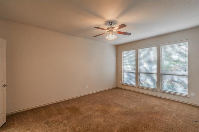 Building Photo - 10844 Irish Glen Trail