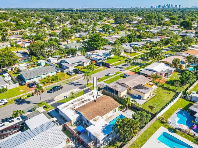 Building Photo - 3624 SW 22nd St