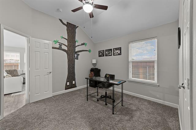 Building Photo - 4719 Highlands Dr