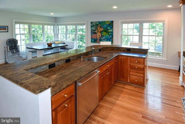 Building Photo - Discover exceptional comfort and timeless style in this beautifully updated single family residen...