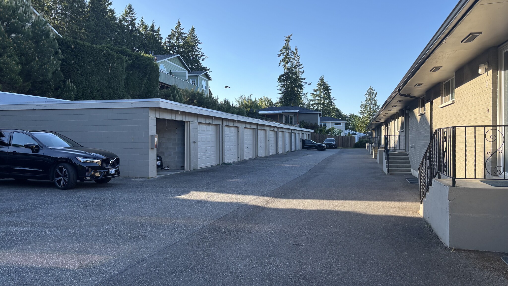 Building Photo - 7800 Stinson Ave