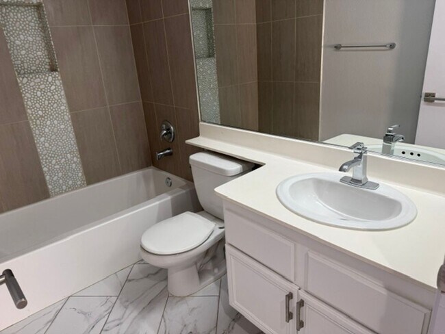 Building Photo - STUNNING & GORGEOUS 4 BED/2.5 BATH POOL HOME IN ELDORADO! *** ONLY $2,599 ***