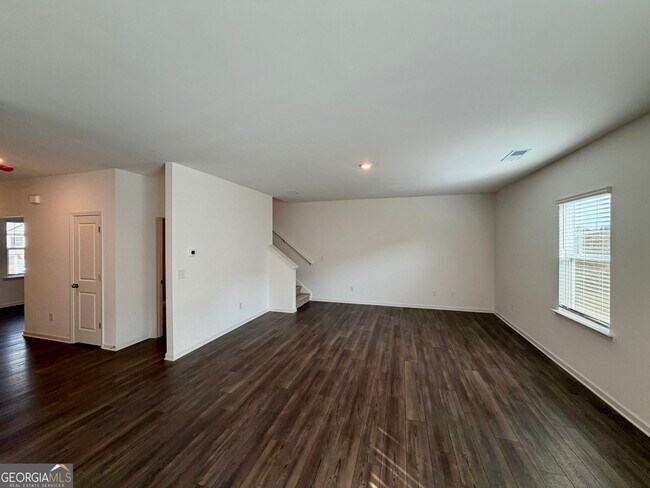 Building Photo - 788 Gelderland Dr