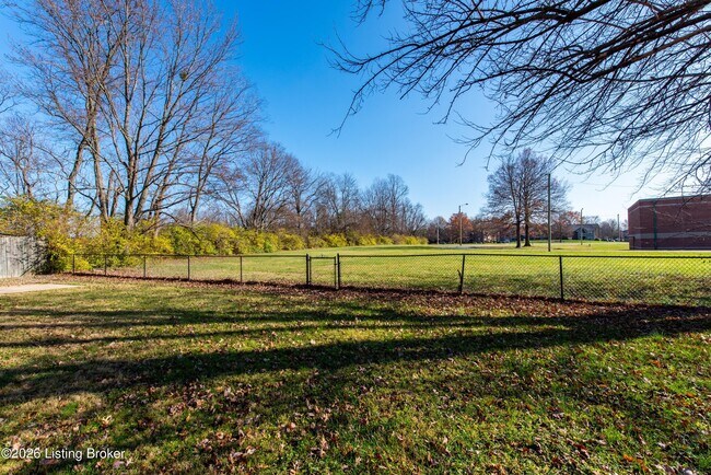 Building Photo - 18 Cardwell Way