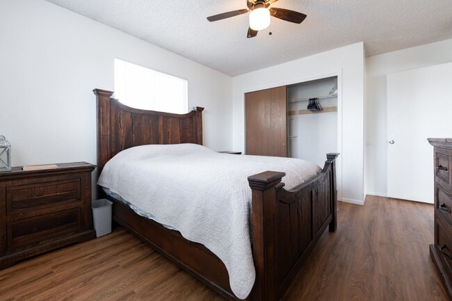 Building Photo - Hideaway House in Farmington, Executive Rental - Fully Furnished