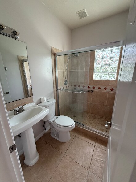 Building Photo - 2355 Abalone Blvd