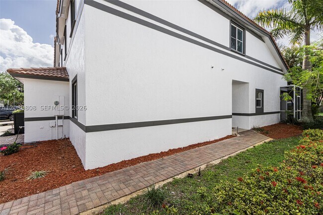 Building Photo - 9944 NW 19th Pl