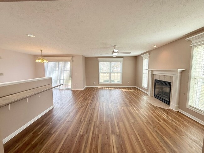 Building Photo - Incredible 3 bed, 3.5 bath with EV Charging Port!