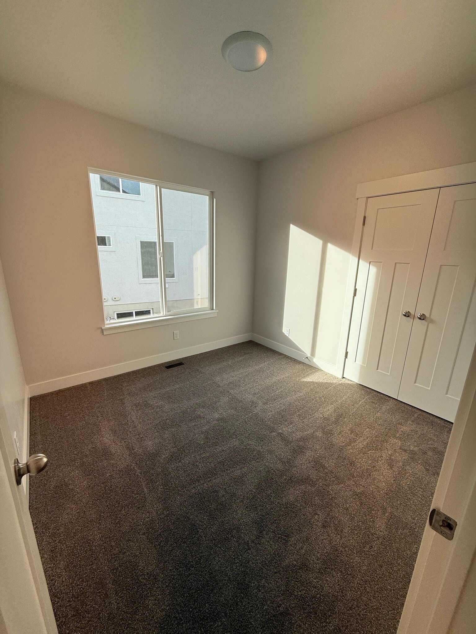 Building Photo - 4805 S Heartwood Rd