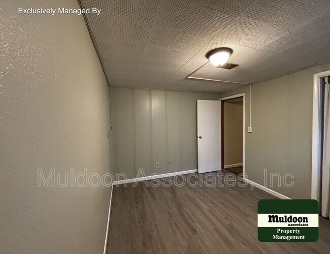 Building Photo - 610 N Tower St