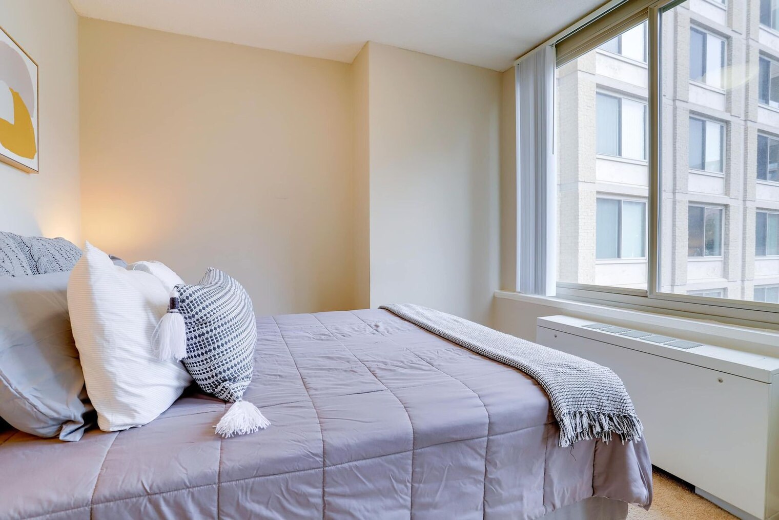 Building Photo - 1600 S Eads St