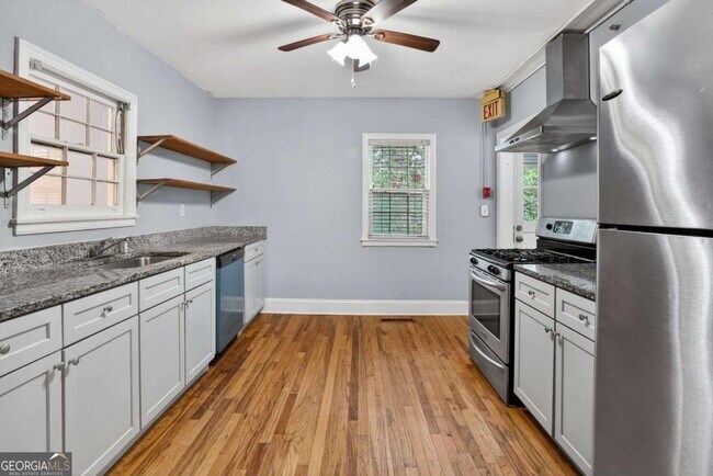 Building Photo - 2728 Winburn Terrace