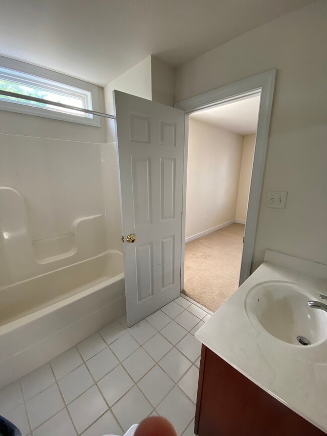 Building Photo - 3401 Bartley Pond Pl