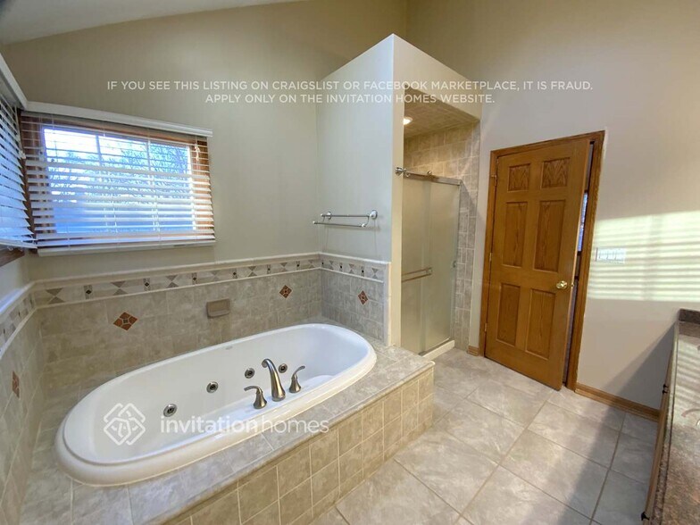 Building Photo - 34W532 Colley Dr